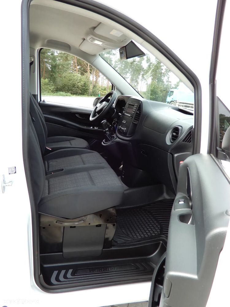Mercedes-Benz VITO 114 CDI KERSTNER -20 st. C LONG Długi L2 Model W447 Silnik 2.2 CDI 136 KM Serwis ASO Do Ostatniego Kilometra Stan Jak Nowy UNIKAT - 26