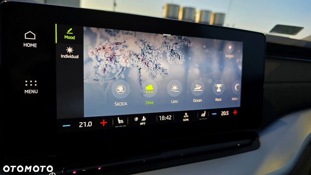 Skoda Octavia 2.0 TDI Style DSG - 33