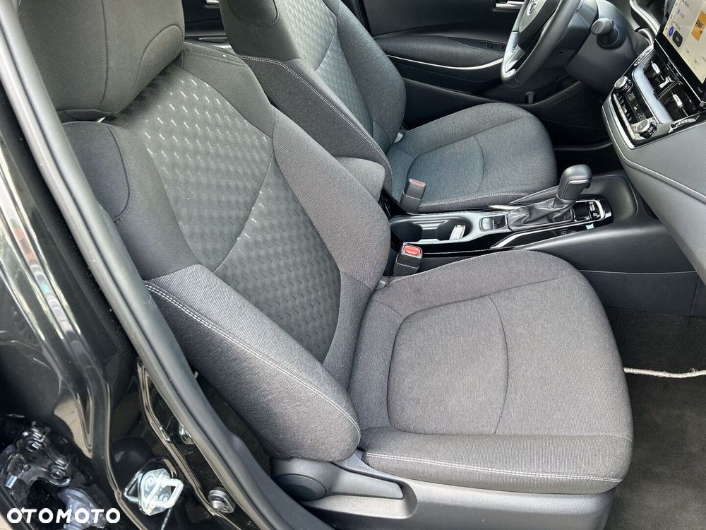 Toyota Corolla 1.8 Hybrid Comfort - 13
