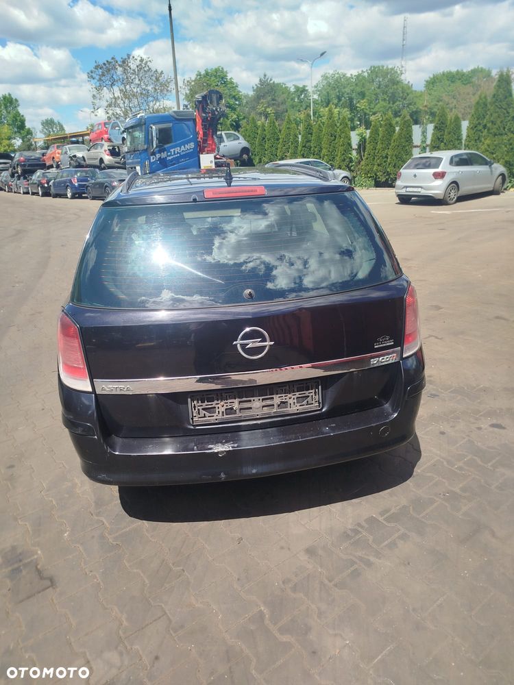 Opel Astra H na części. - 10
