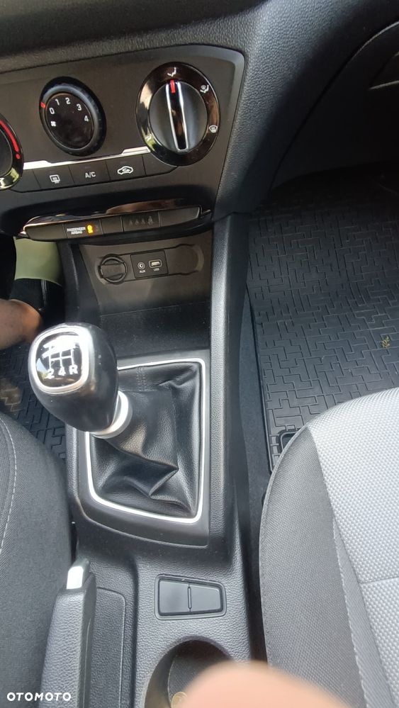 Hyundai i20 1.2 Classic Plus - 11