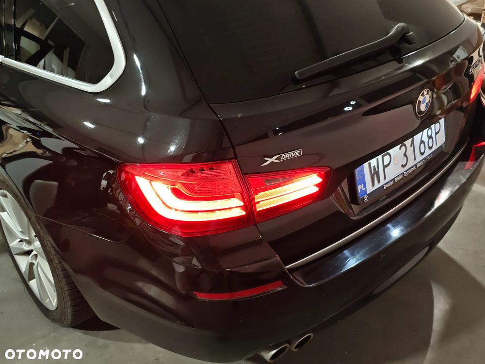 BMW Seria 5 525d xDrive Modern Line - 19