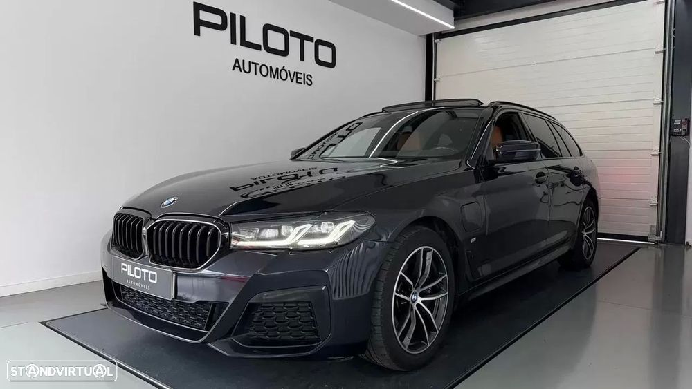 BMW 530 e Pack Desportivo M - 2