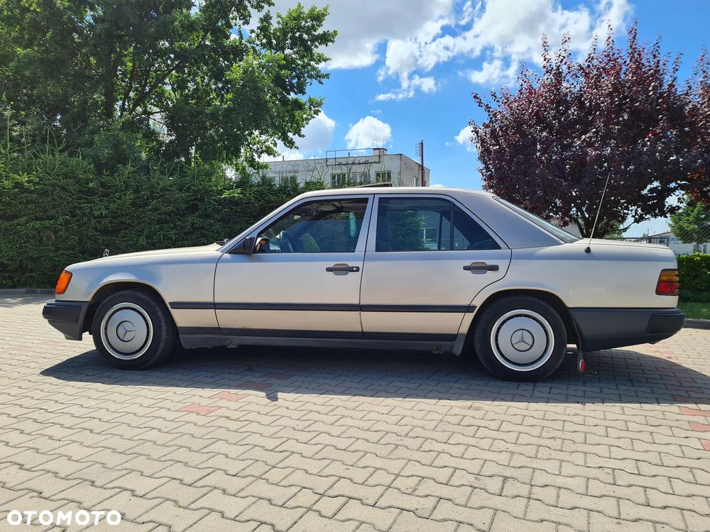 Mercedes-Benz W124 (1984-1993) - 3