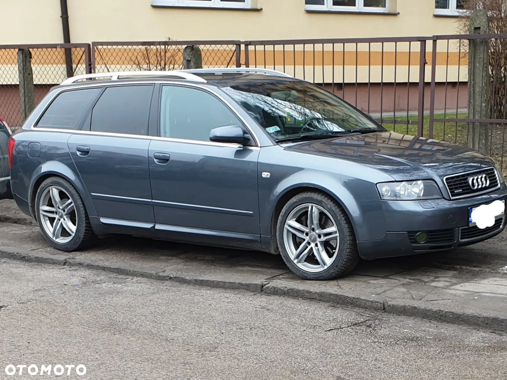 Audi A4 Avant 3.0 Quattro - 1