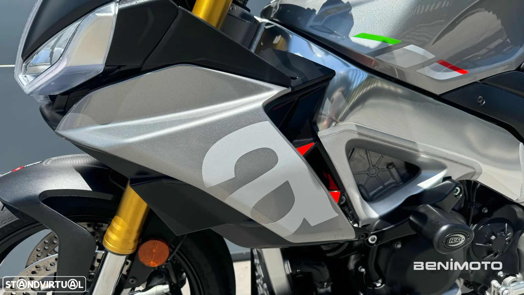Aprilia Tuono V4 - 17