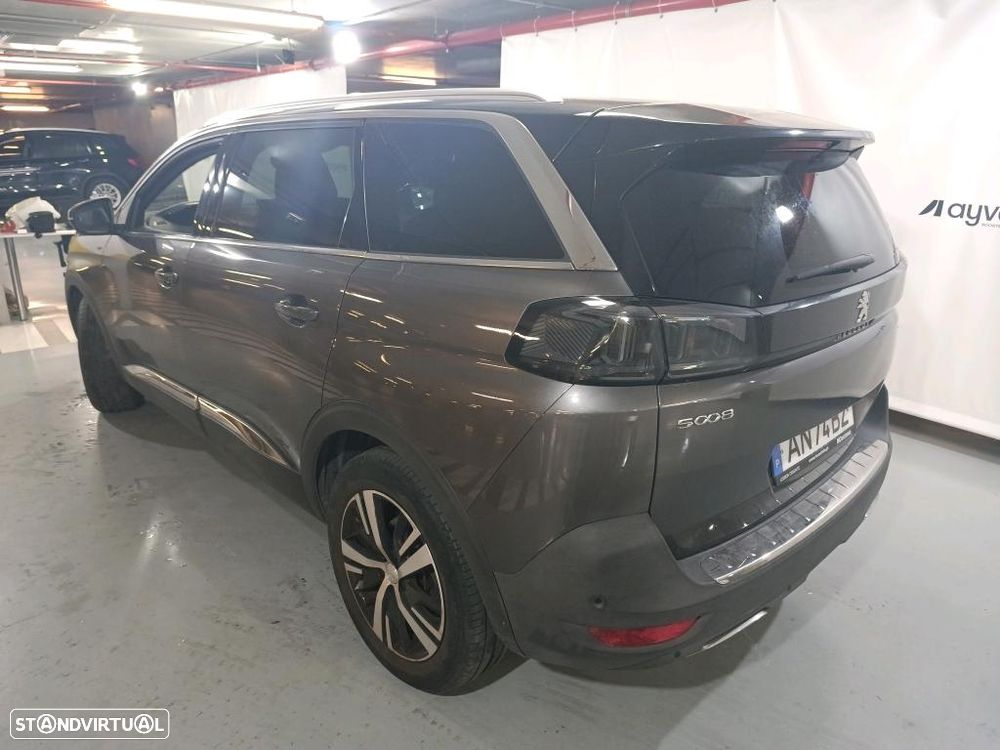 Peugeot 5008 1.5 BlueHDi GT EAT8 - 3