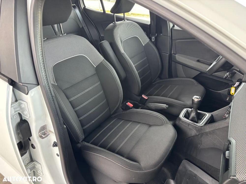 Dacia Logan TCe 90 MT5 Comfort - 30