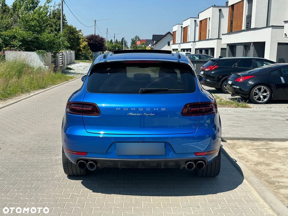 Porsche Macan Turbo - 7