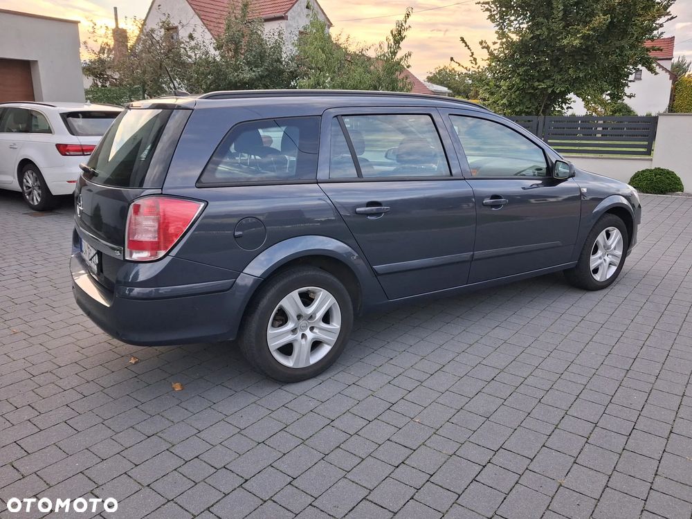 Opel Astra 1.6 Catch me - 4