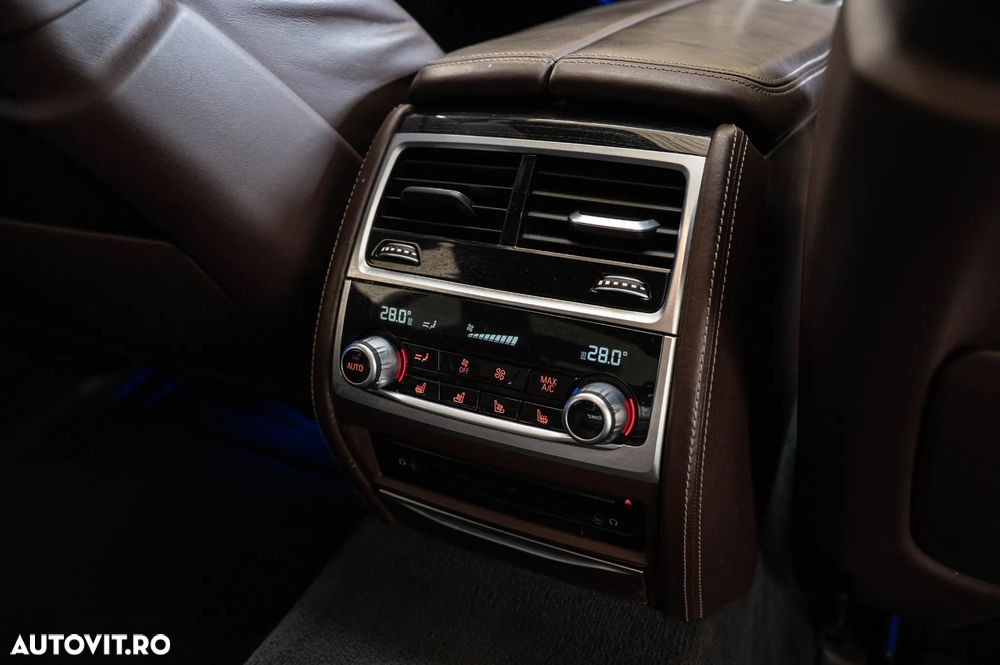 BMW Seria 7 750Ld xDrive - 36