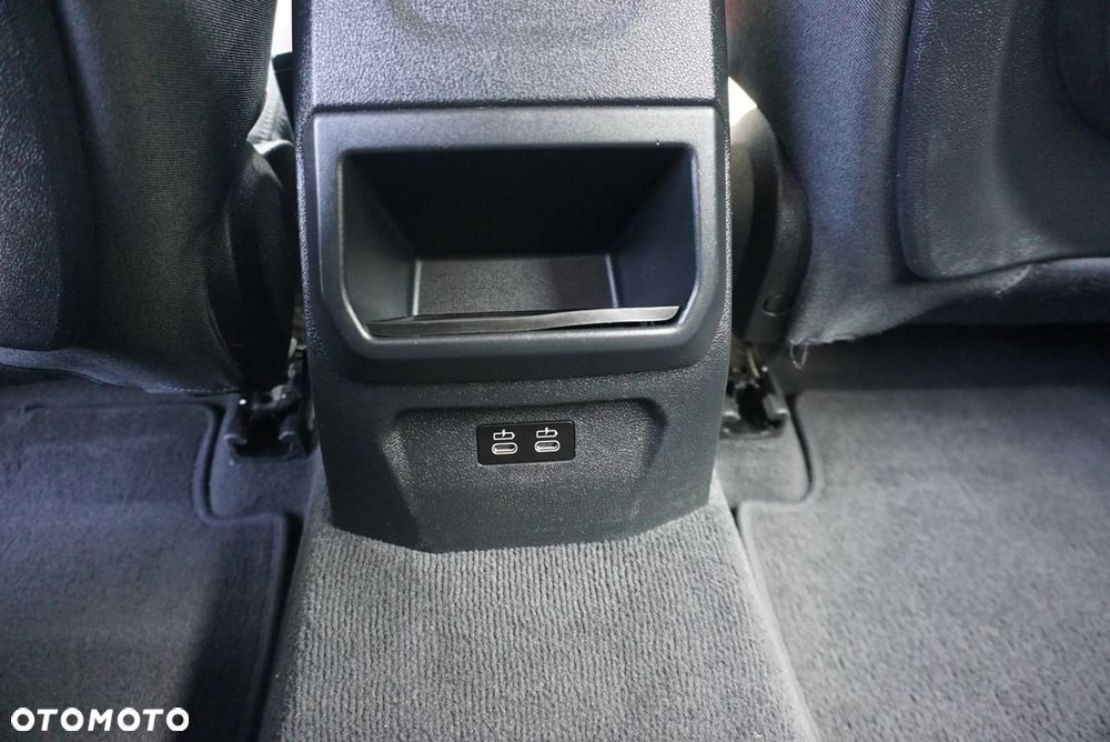 BMW Seria 1 - 15