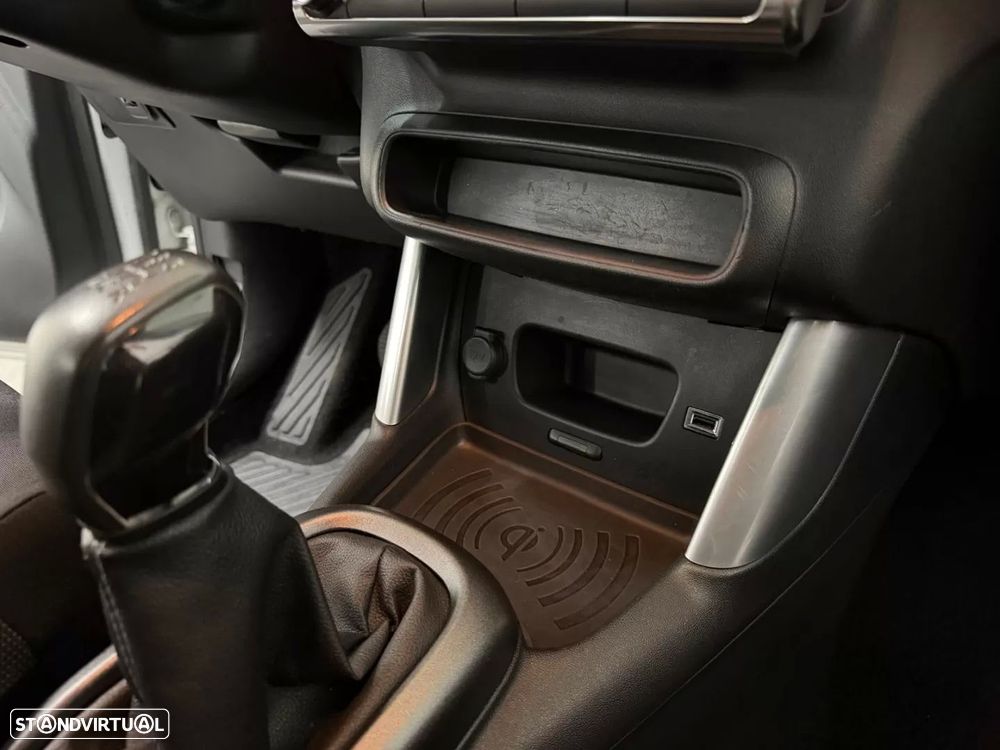 Citroën C3 Aircross 1.2 PureTech Shine - 17