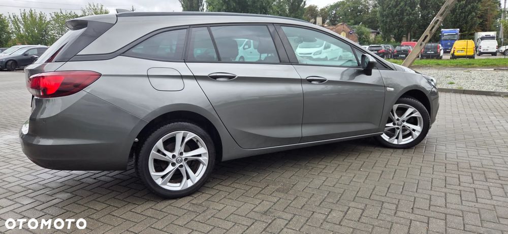 Opel Astra 1.4 Turbo Innovation - 19