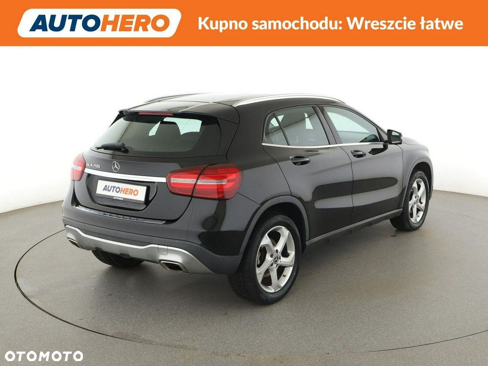 Mercedes-Benz GLA 200 7G-DCT Style - 8