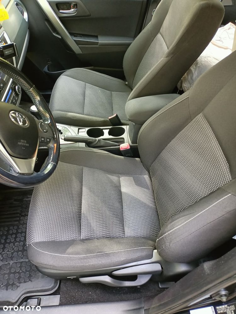 Toyota Auris 1.6 Prestige MS - 11