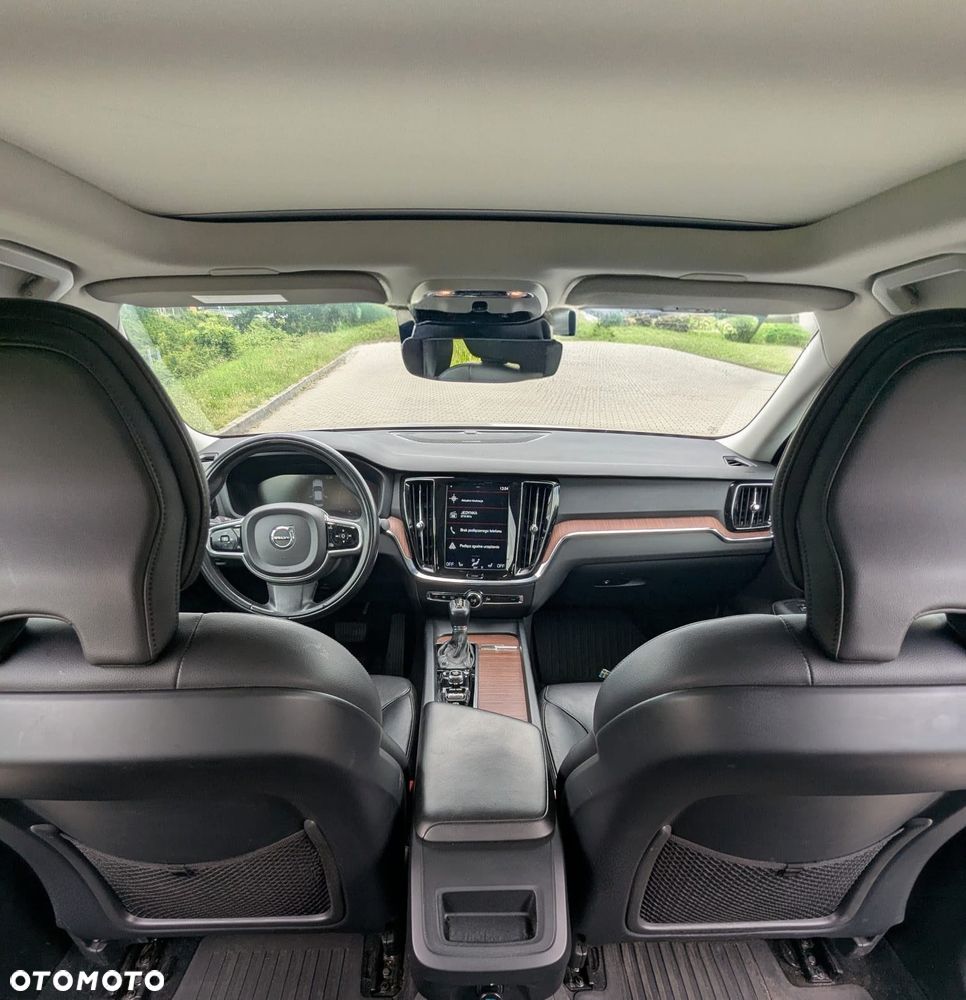 Volvo S60 T5 Momentum Pro - 12
