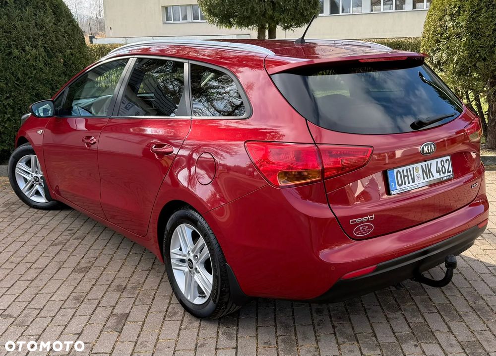 Kia Ceed 1.4 CRDi 90 SW Vision - 3