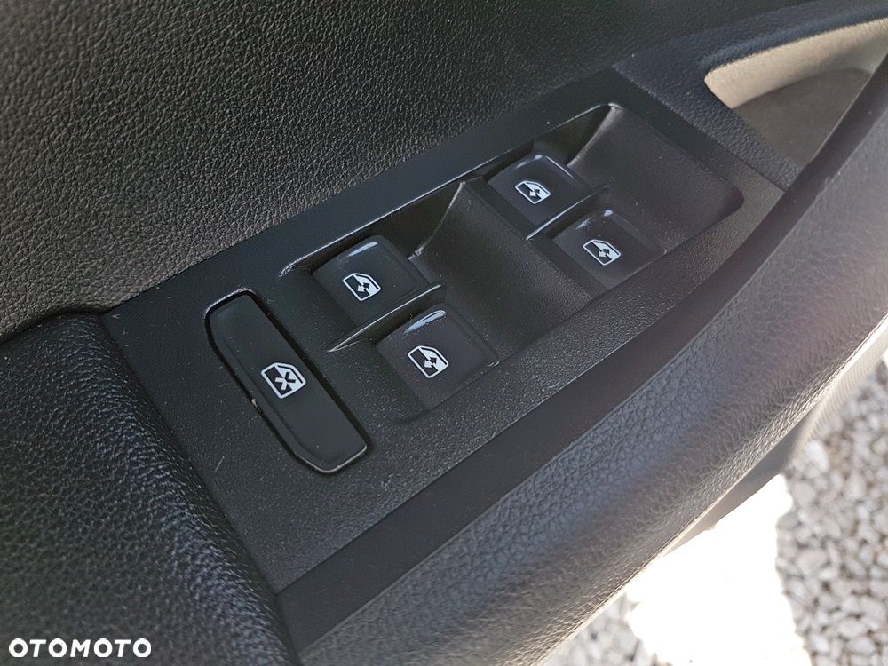 Skoda Octavia 2.0 TDI SCR Ambition - 12