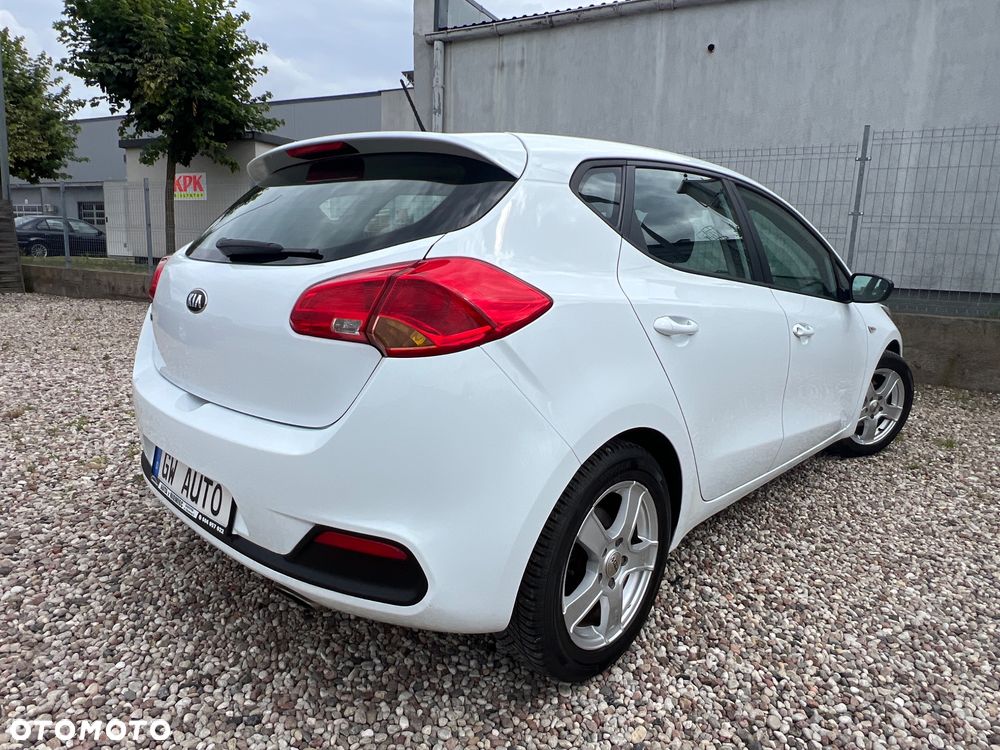 Kia Ceed 1.4 CVVT - 10