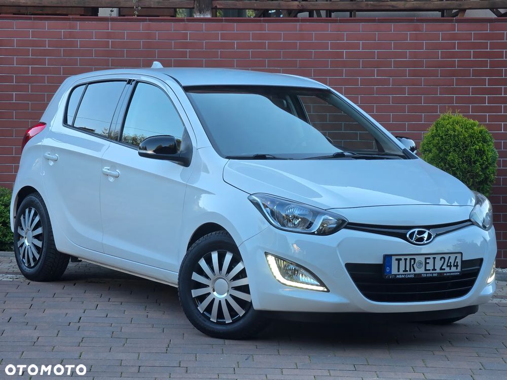 Hyundai i20 blue 1.2 Advantage+ - 14