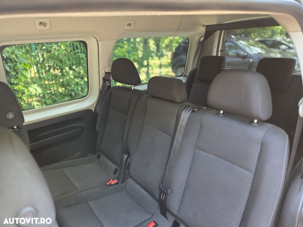Volkswagen Caddy Maxi DSG - 7