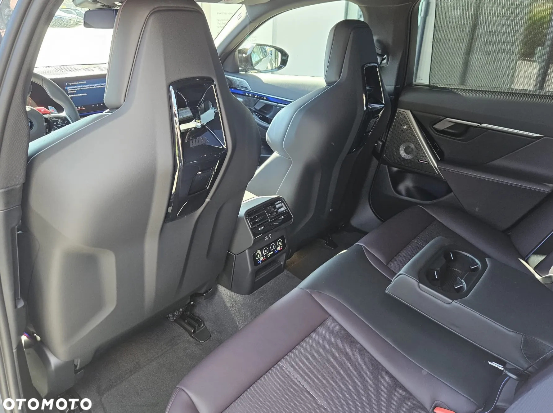 BMW M5 xDrive Touring - 16