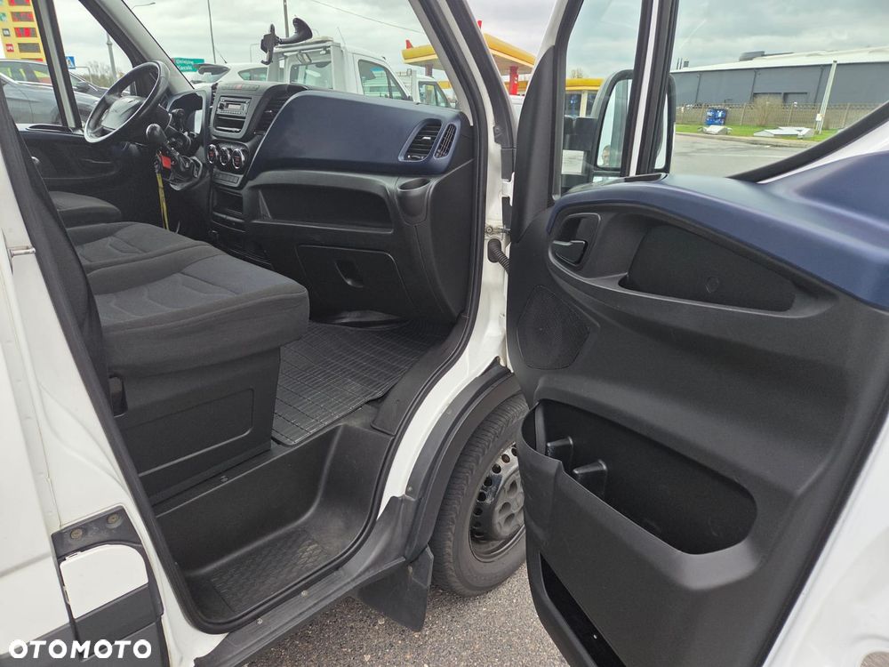 Iveco Daily - 12