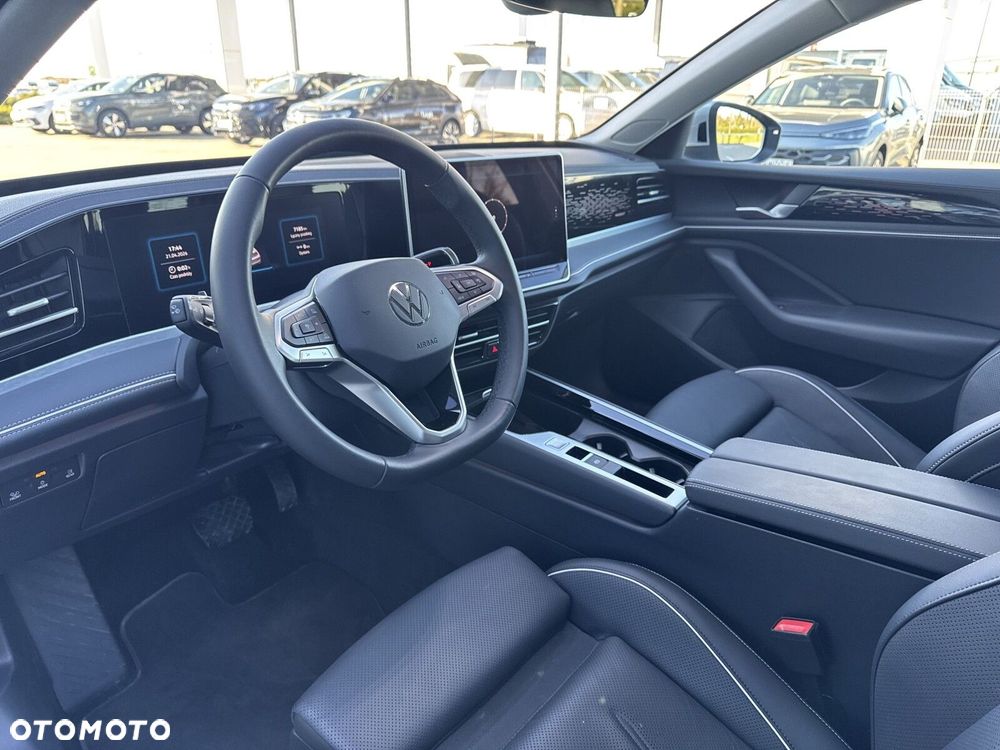 Volkswagen Passat - 10