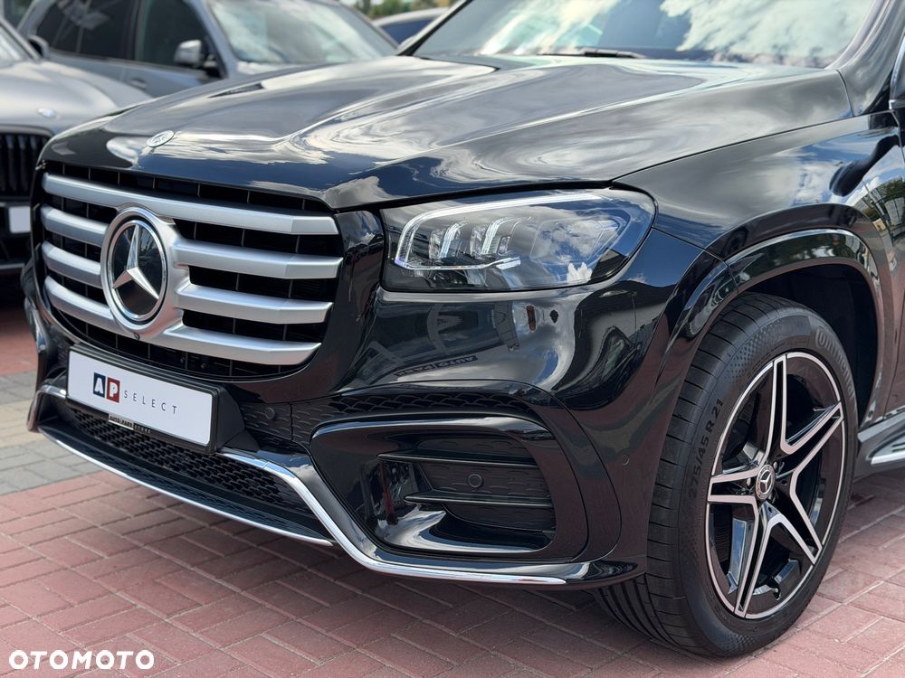 Mercedes-Benz GLS - 17