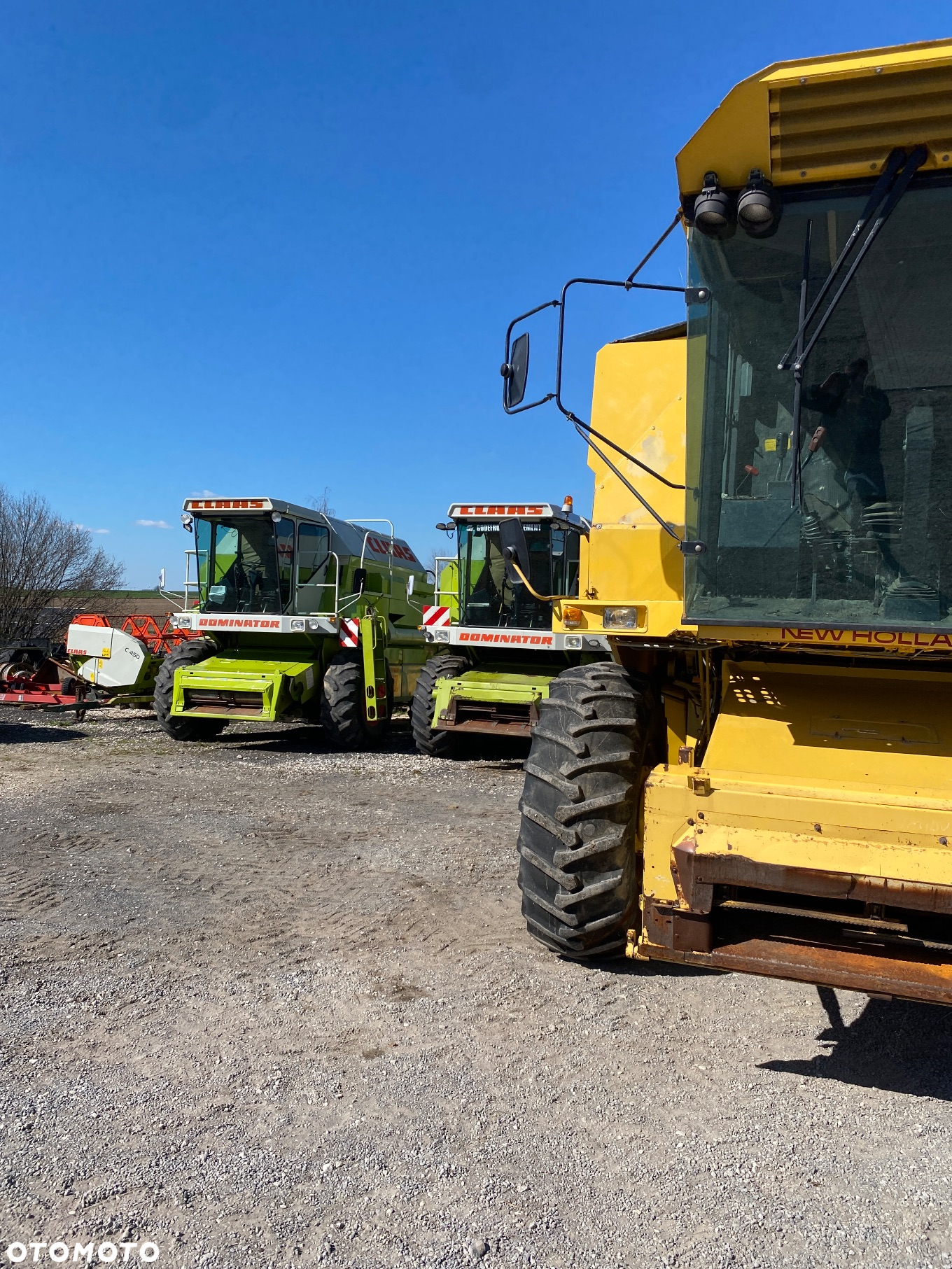 New Holland TX 34 - 17