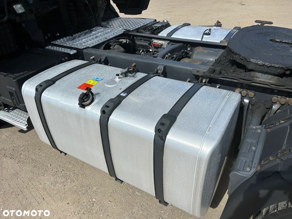 Scania R450 RETARDER / KLIMA POSTOJOWA / NOWE OPONY / STANDARD / TACHOGRAF NOWEJ GENERACJI / ZBIORNIKI PALIWOWE 1370 L / PRODUKCJA 2019 ROK !! - 10