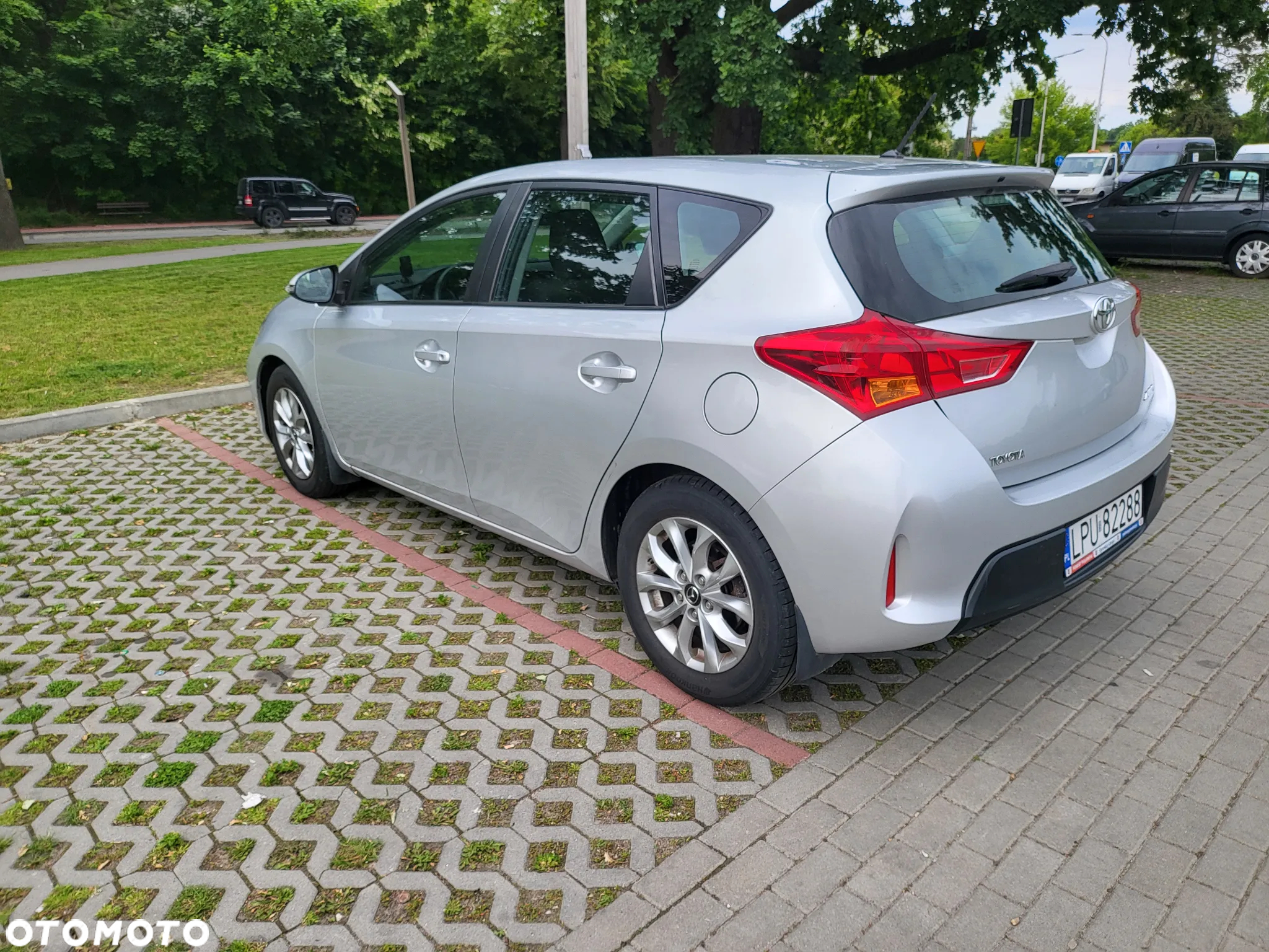 Toyota Auris 1.6 Active - 4