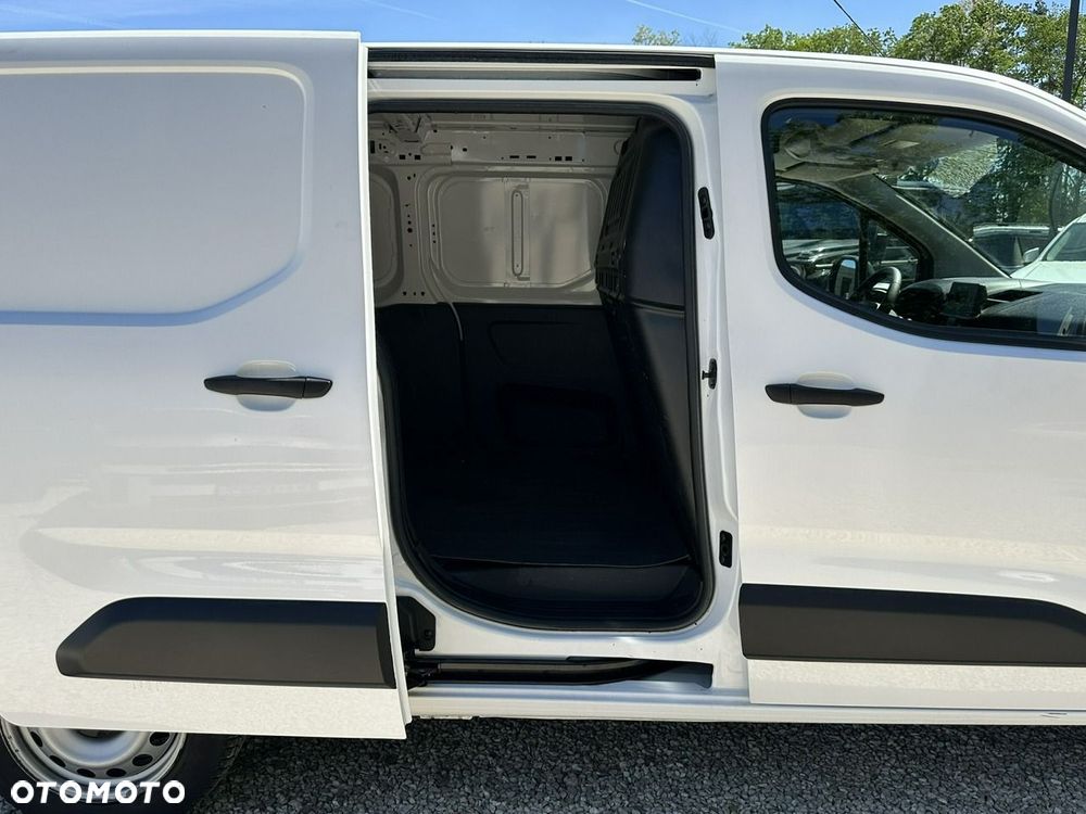 Toyota Proace City - 11