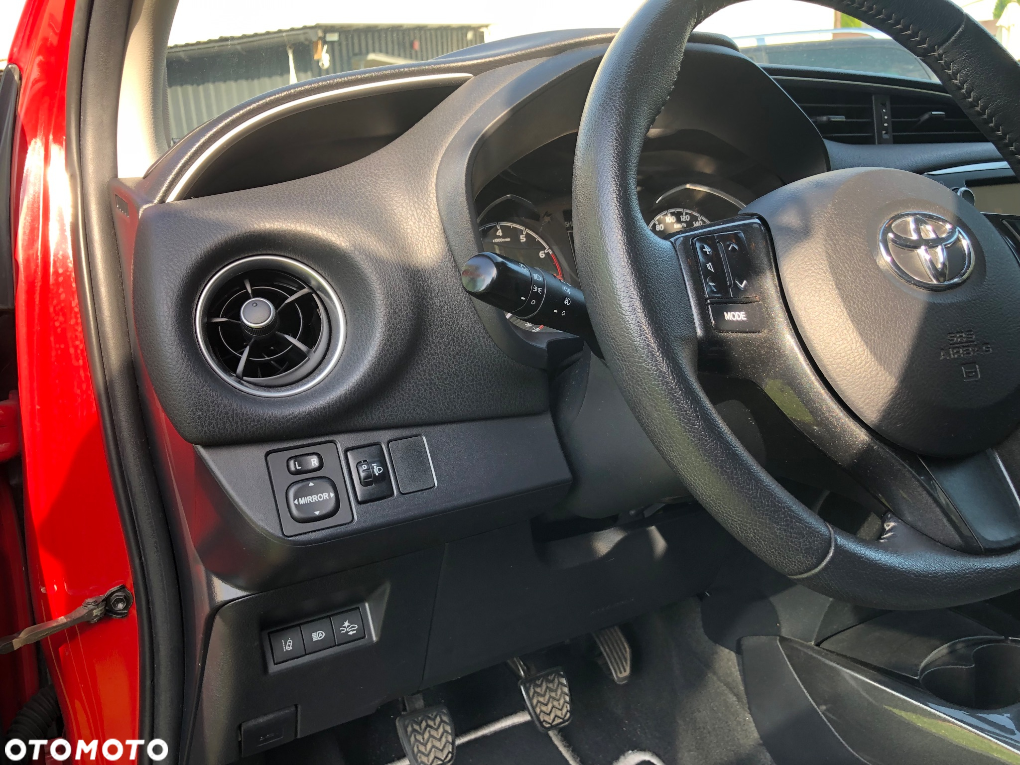 Toyota Yaris 1.5 Life - 31
