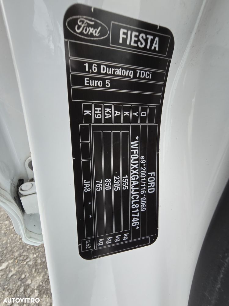 Ford Fiesta 1.6 TDCI Titanium - 10