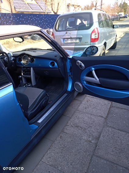 MINI Cooper S Sidewalk - 10