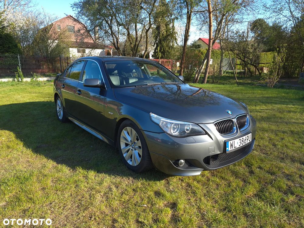 BMW Seria 5 540i - 9