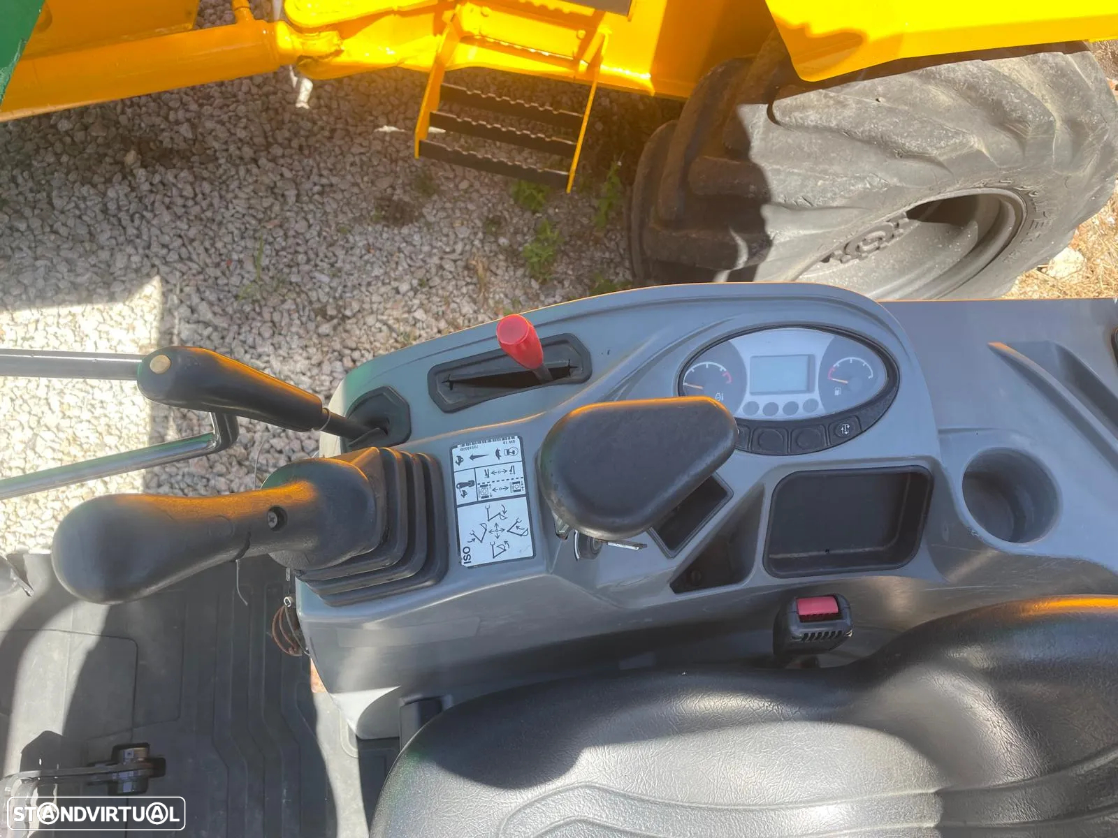 Bobcat E 17 - Mini-Giratória - 6