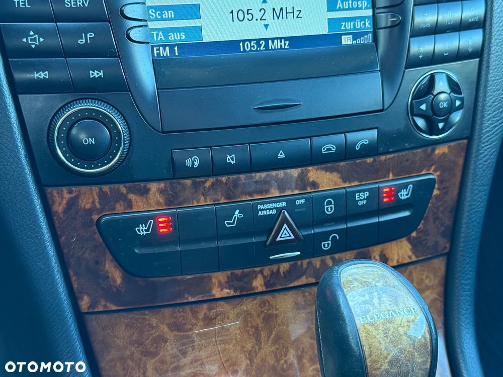 Mercedes-Benz Klasa E - 22