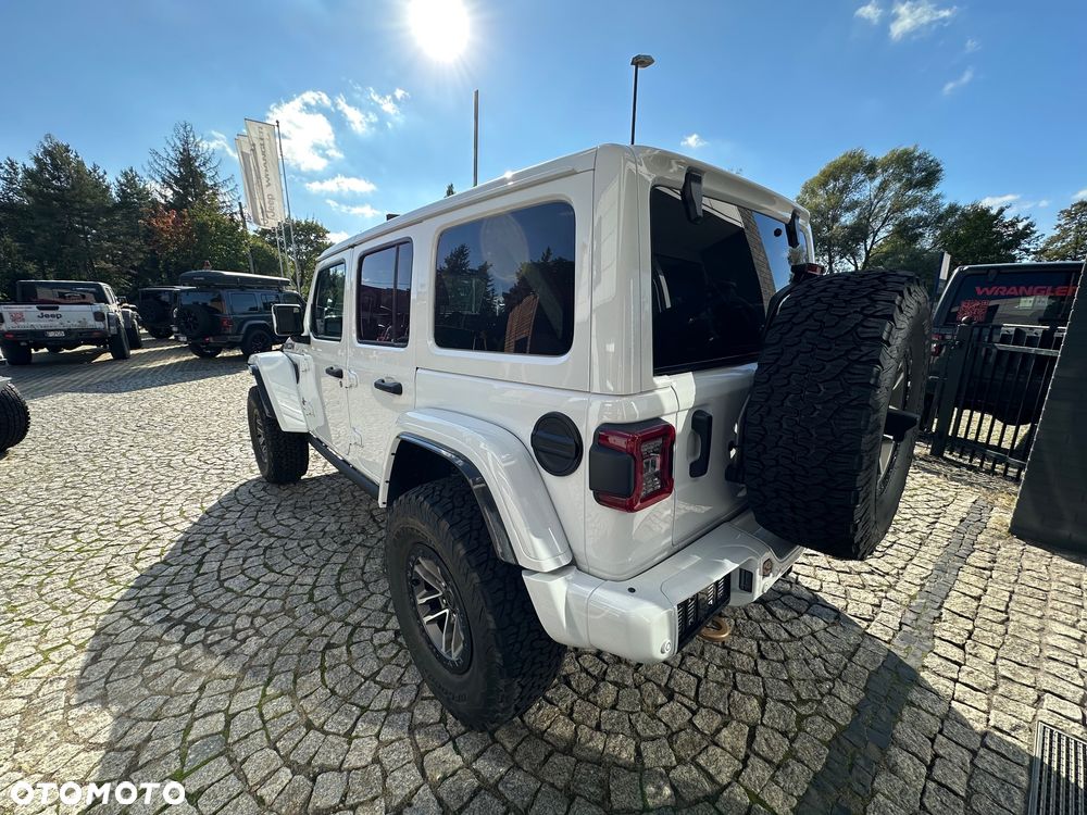 Jeep Wrangler - 3