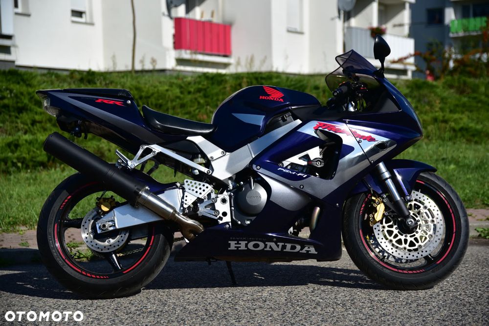Honda CBR - 19
