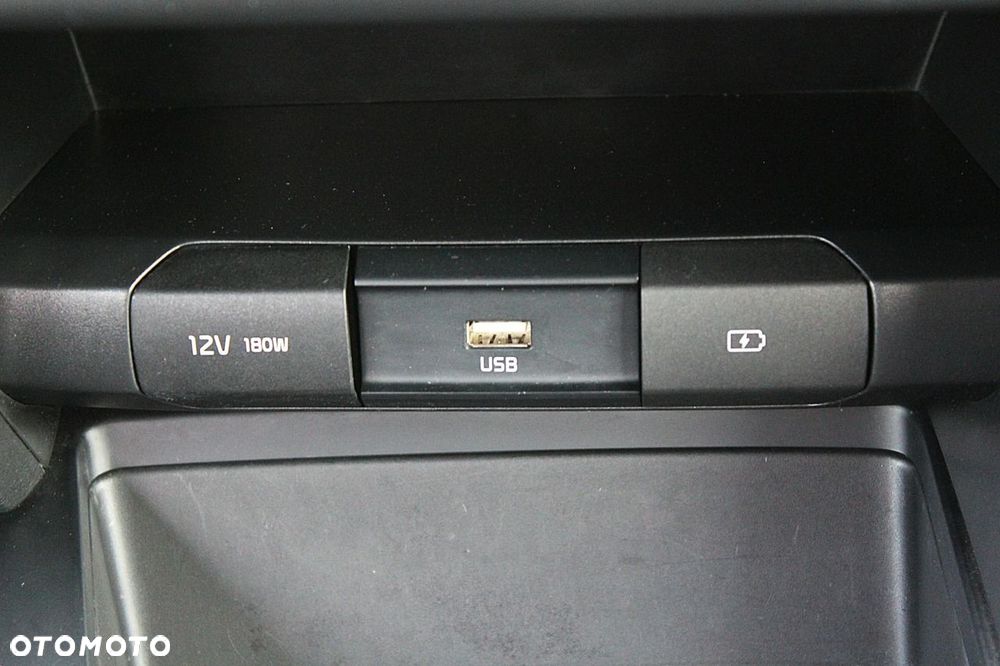 Kia Ceed 1.6 CRDi mHEV M - 20