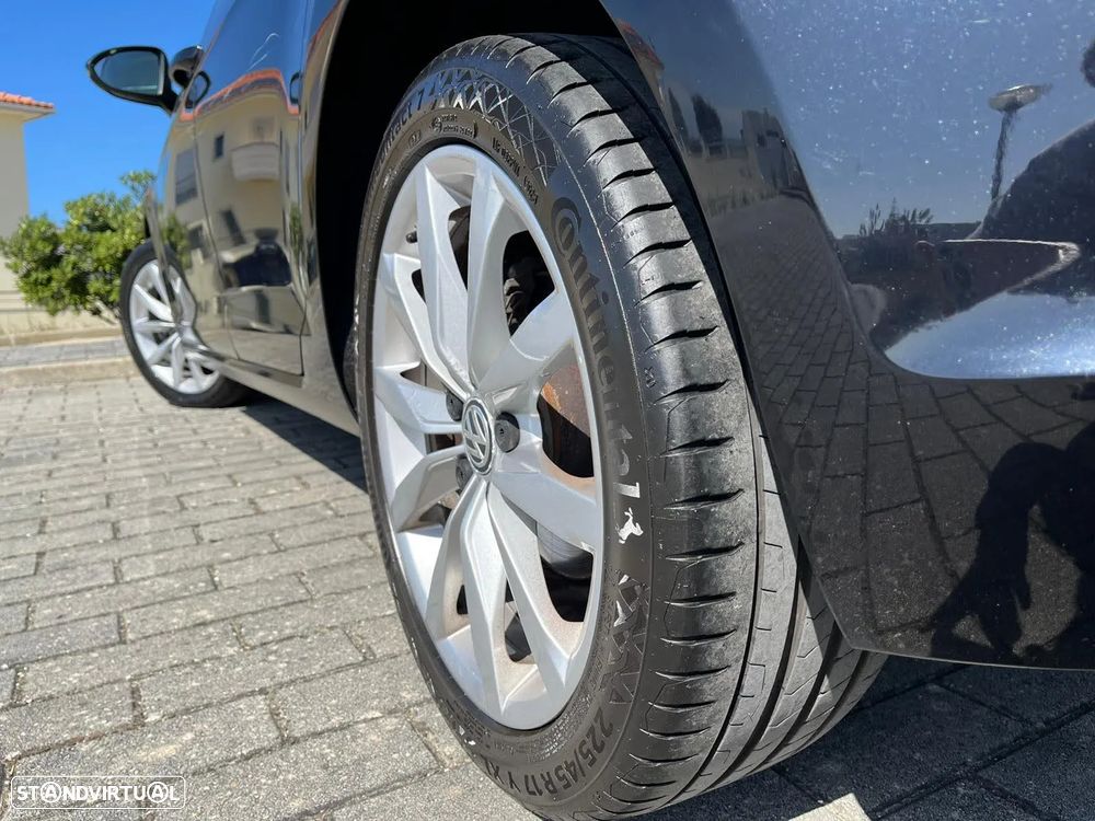 VW Golf 1.6 TDi Trendline BlueMotion - 10