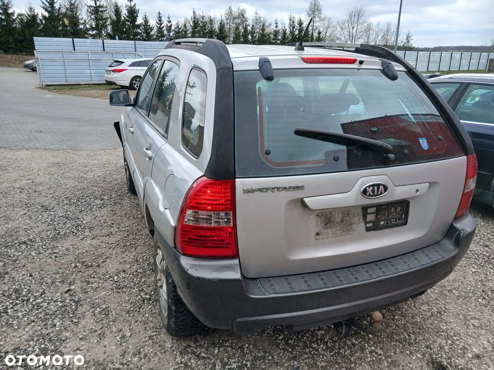 KIA SPORTAGE II 2.0 16V LAK. S6 CAŁA NA CZĘŚCI CZEŚCI - 3