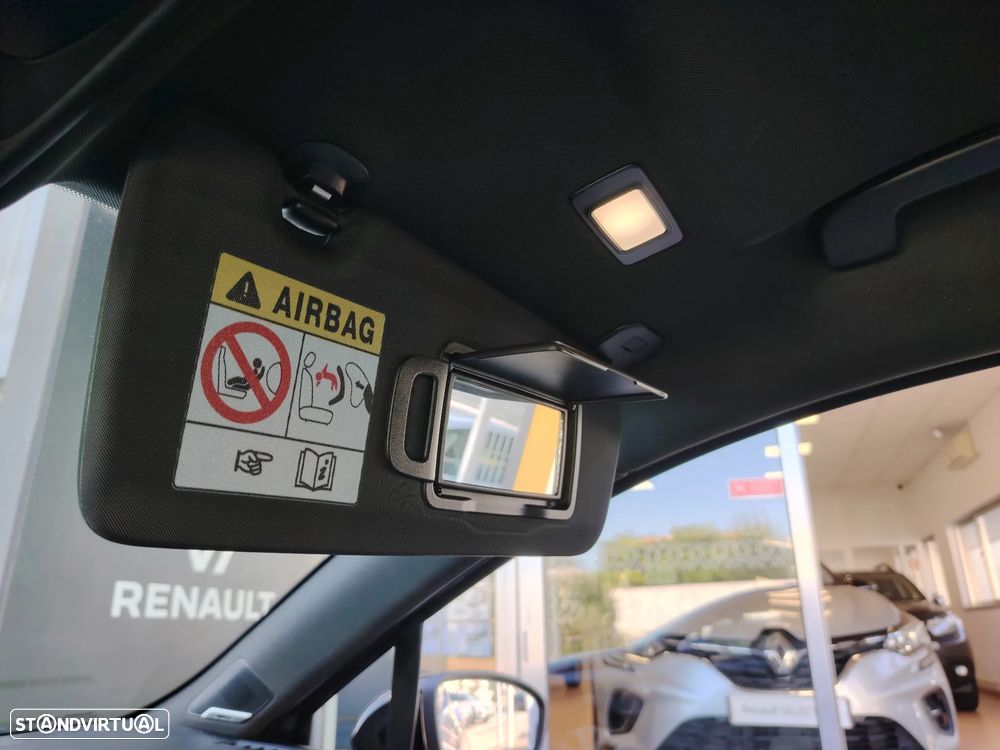 Renault Clio 1.6 E-Tech Initiale Paris - 28