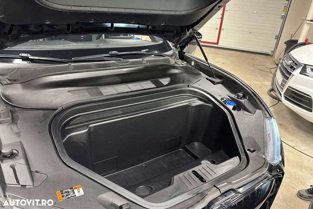 Ford Mustang Mach-E AWD PREMIUM - 16