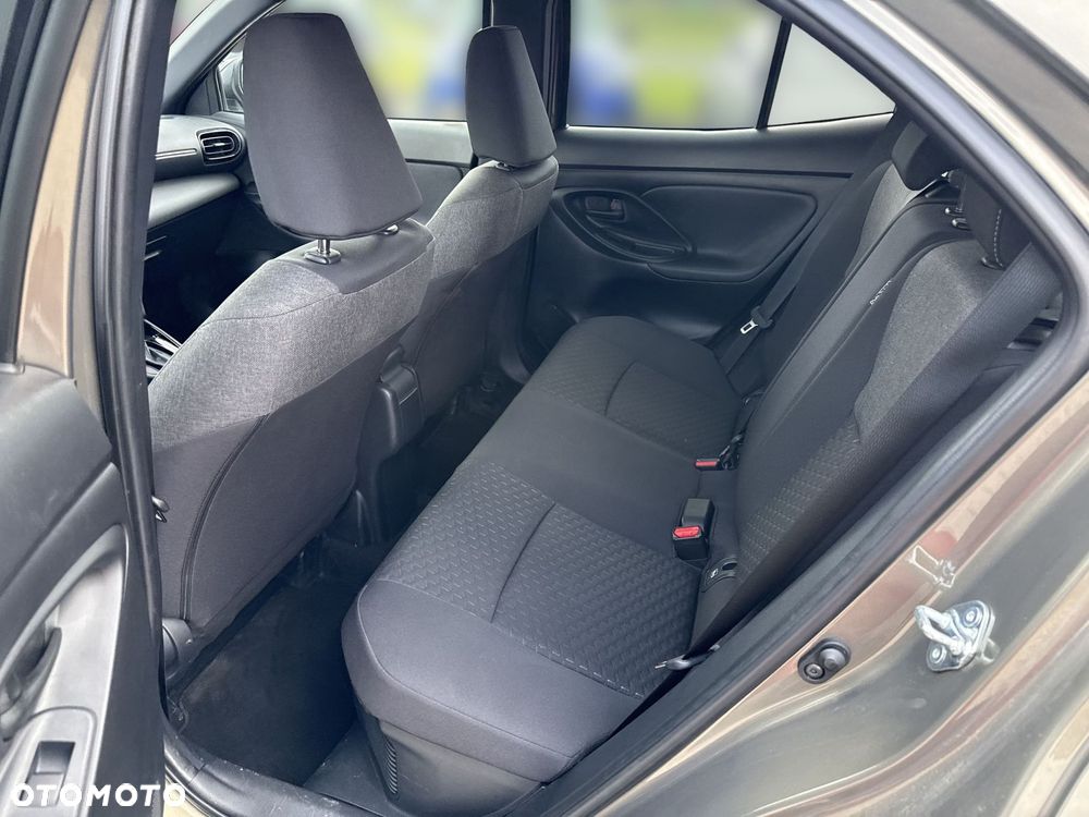 Toyota Yaris Cross Hybrid 1.5 Style AWD - 11