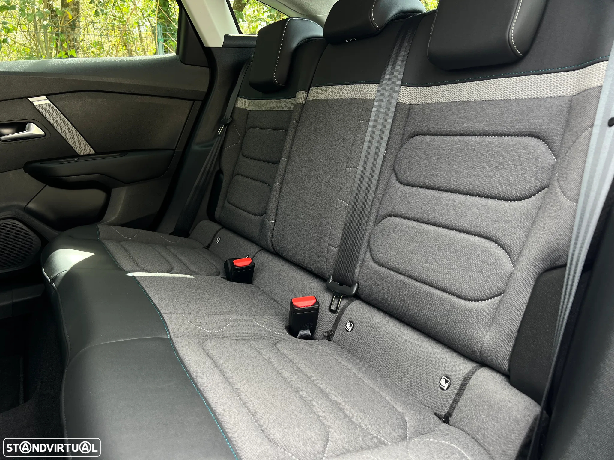 Citroën C4 1.2 PureTech Plus - 37