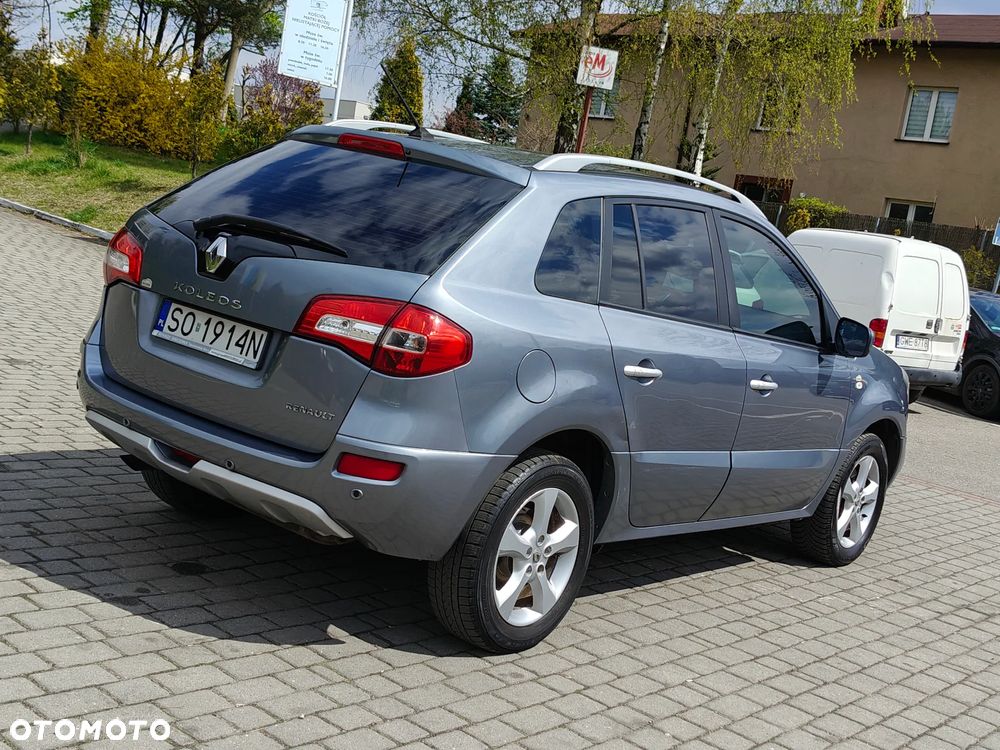 Renault Laguna dCi 150 FAP Dynamique - 9
